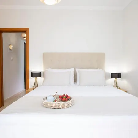 Adria Luxury 4* Nidrí