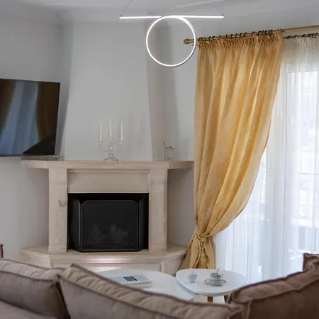 Aparthotel Adria Luxury *