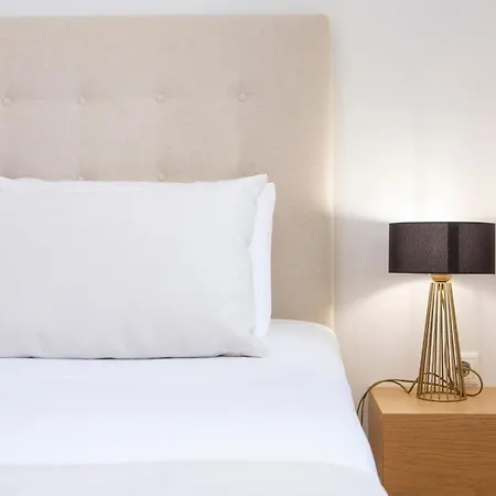 Adria Luxury Lägenhetshotell Nidhrion